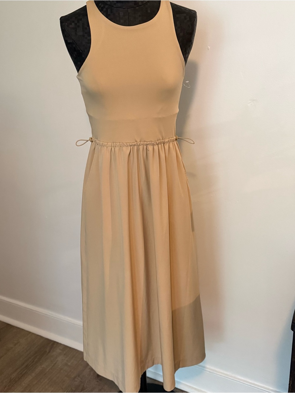 LOFT Lou & Grey Side Bungee Pocket Midi Dress - Picture 2 of 11